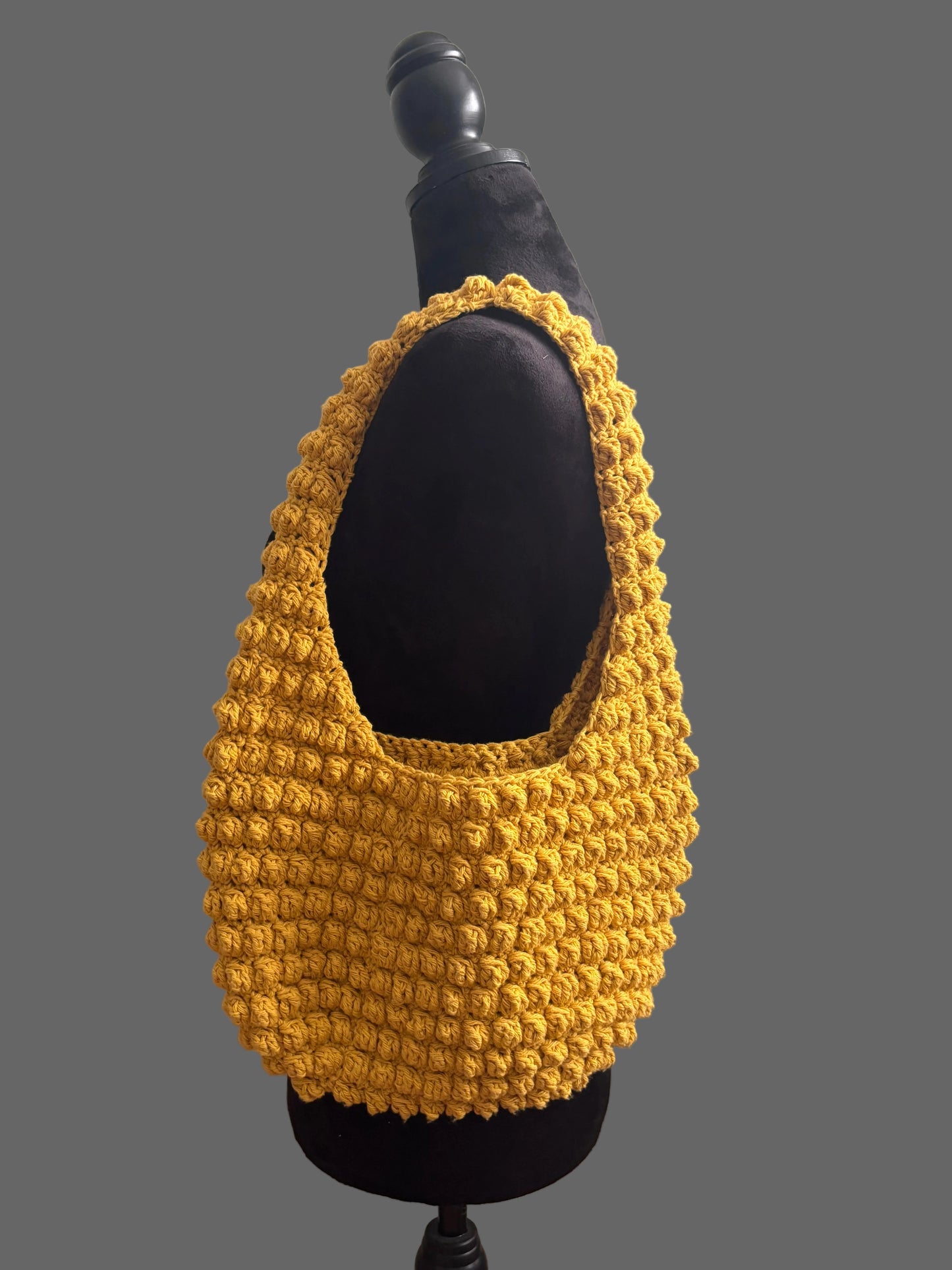 Popcorn stitch shoulder bag